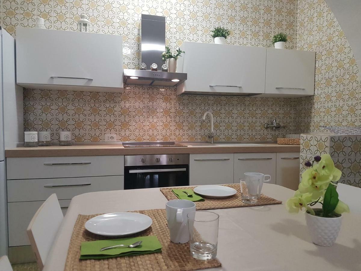Donnapeppina Siracusa Plemmirio Luaran gambar